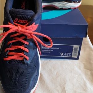 ASICS GT-2000 7 Running Shoes women size 9.5